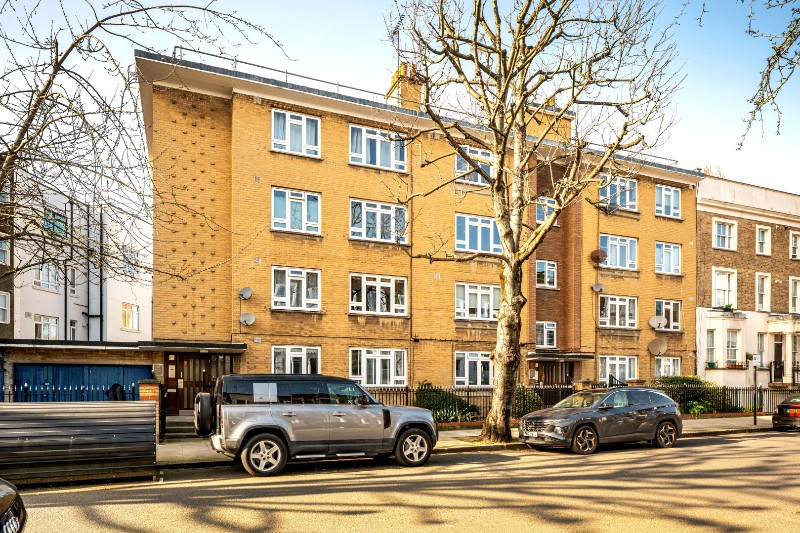 Blenheim Crescent, London, W11