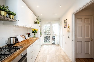 Webb Close, London, W10