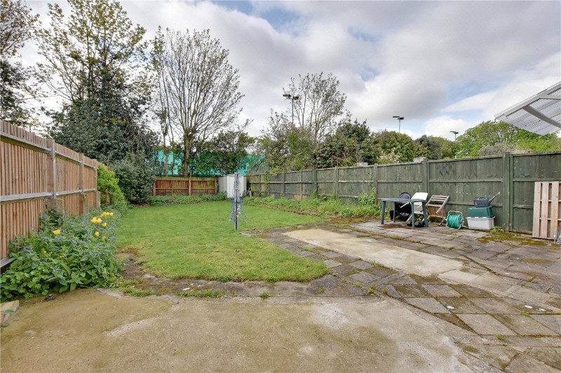 Charlton Road, Charlton, London, SE7