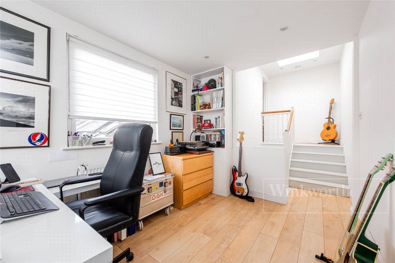 College Road, London, NW10