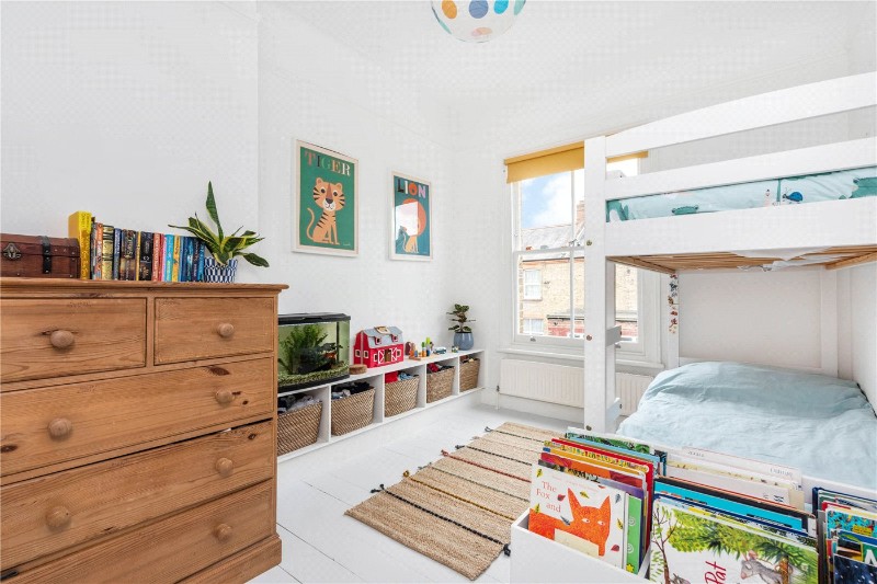 Hewitt Avenue, London, N22