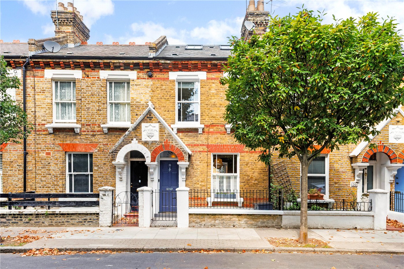 Kingsley Street, London, SW11