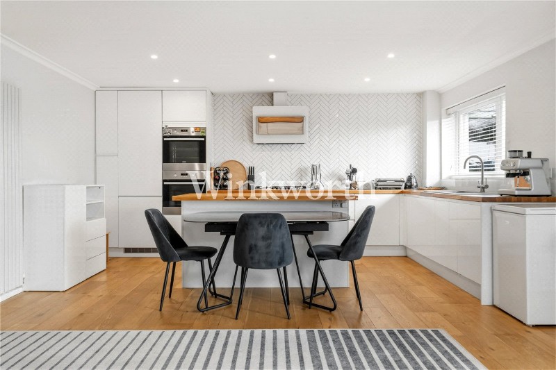 Lucerne Close, London, N13