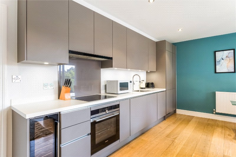 Triangle Place, London, SW4