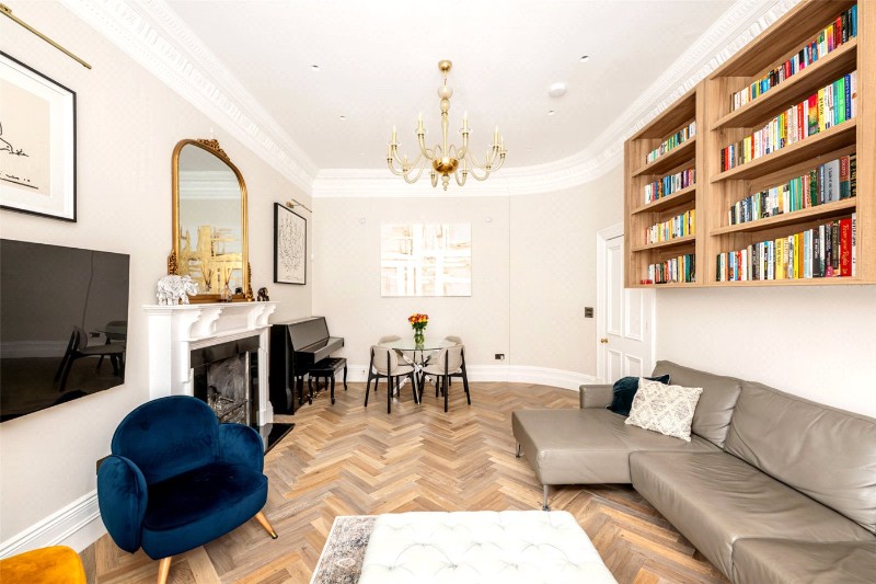 Rosary Gardens, London, SW7