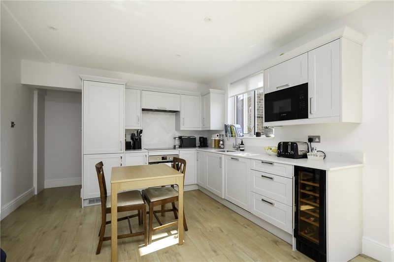 Chandos Avenue, London, W5