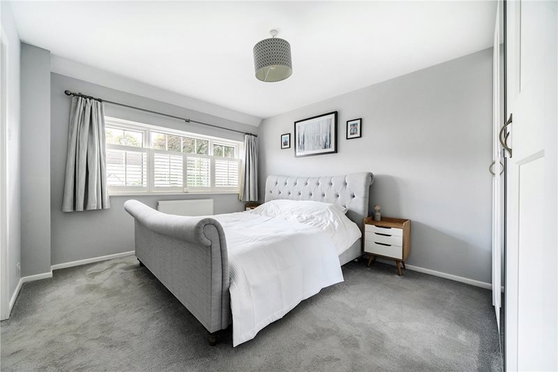 Weydon Hill Road, Farnham, Surrey, GU9