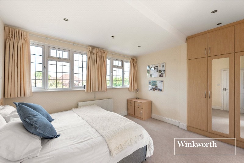 Fitzalan Road, Finchley, London, N3