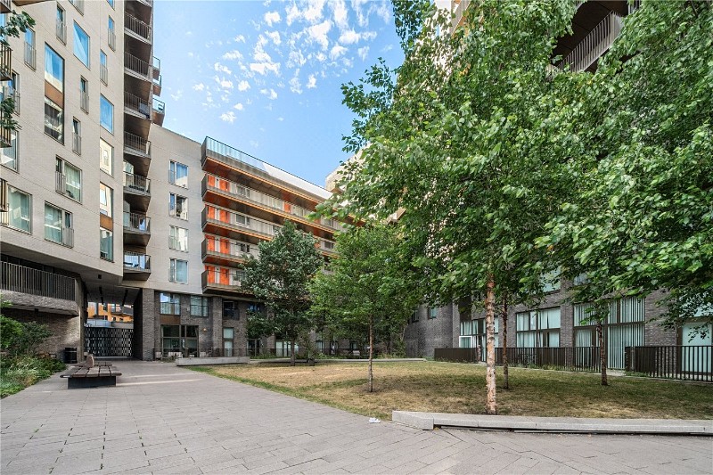 Maud Street, London, E16