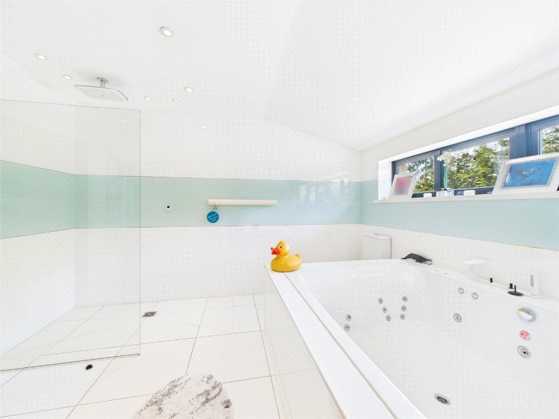 Ashford Hill Road, Headley, Thatcham, Hampshire, RG19