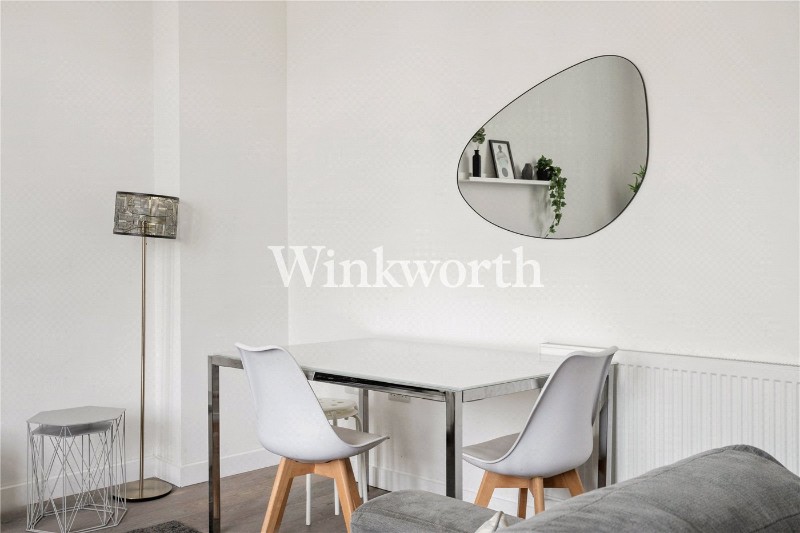 Frobisher Road, London, N8