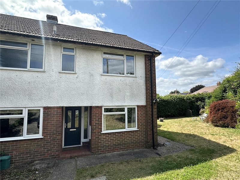Waynflete Lane, Farnham, Surrey, GU9