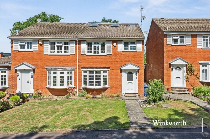 Regina Close, High Barnet, EN5