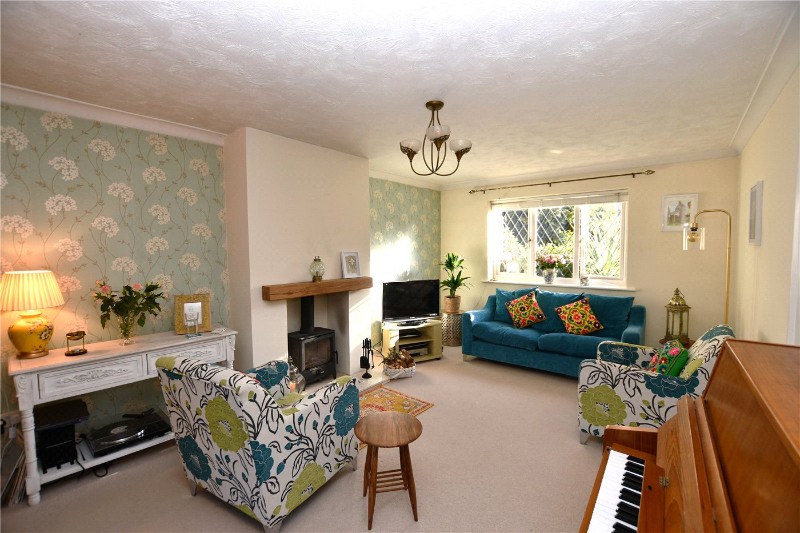 Moor Close, Finchampstead, Wokingham, Berkshire, RG40