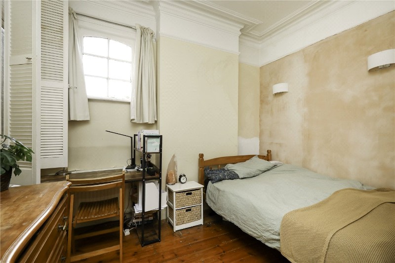 Woodgrange Avenue, London, W5