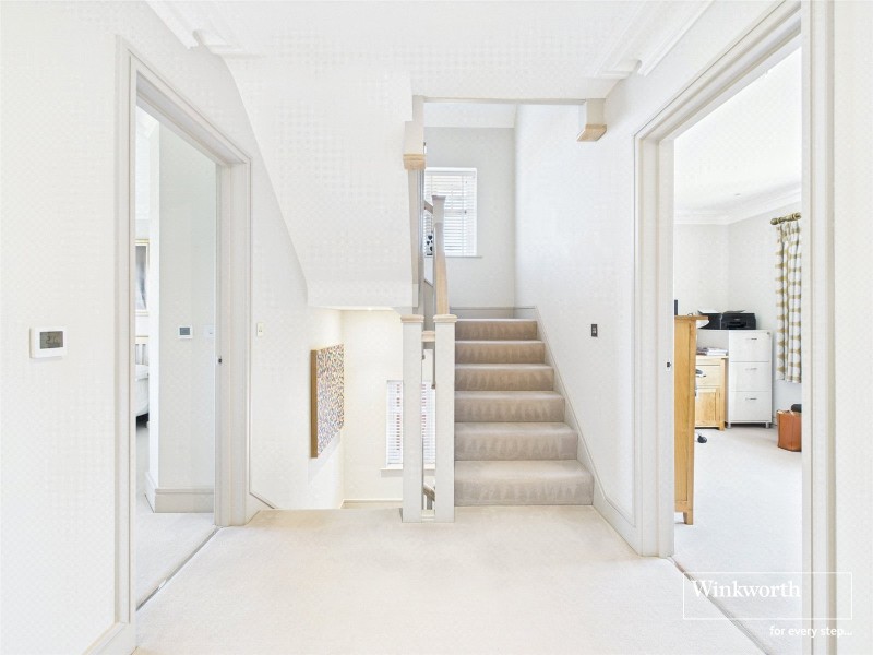 Sheffield Close, Pangbourne, Reading, Berkshire, RG8