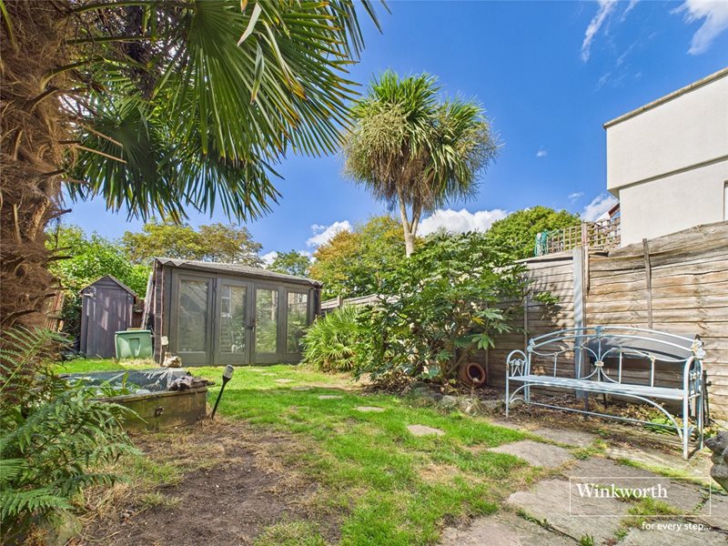 Second Avenue, Hendon, London, NW4