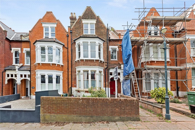 Raleigh Gardens, London, SW2