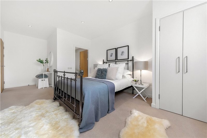 Kennington Road, Kennington, London, SE11
