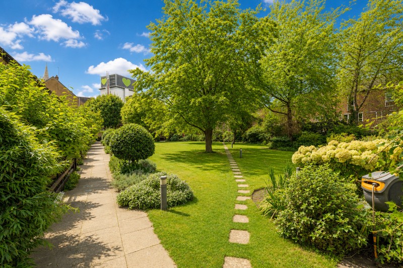 Wesley Square, London, W11