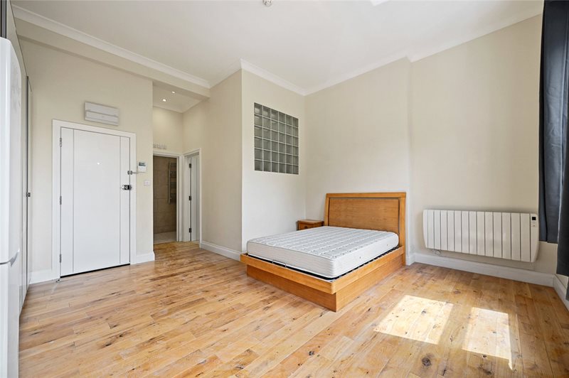 Goldhawk Road, London, W12