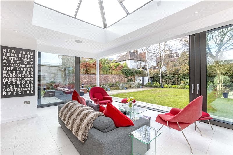 Vine Road, Barnes, London, SW13