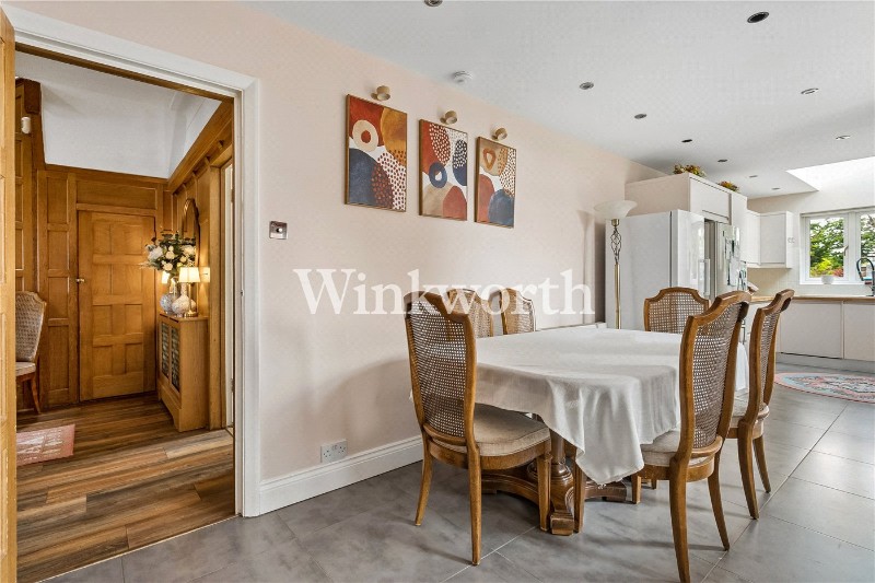 Bourne Hill, London, N13