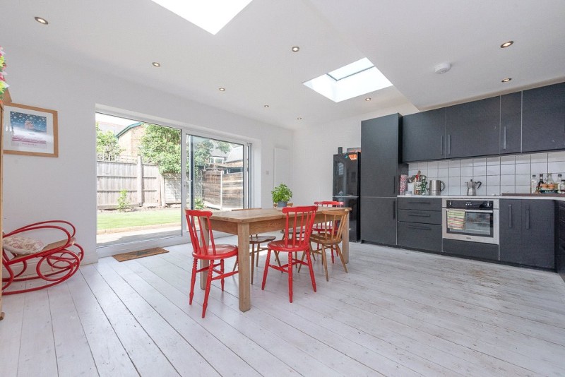 Sellons Avenue, London, NW10