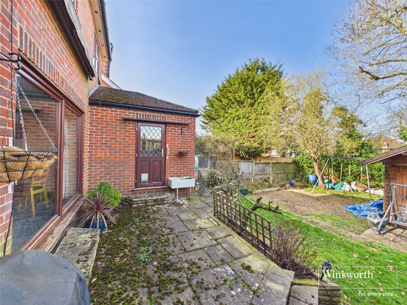 Wolmer Gardens, Edgware, HA8