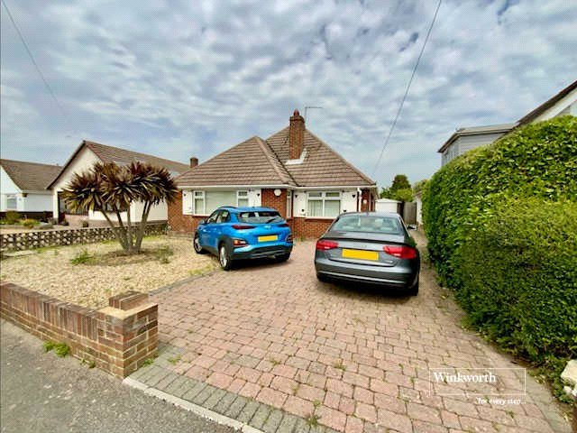 Raven Way, Mudeford, Christchurch, Dorset, BH23