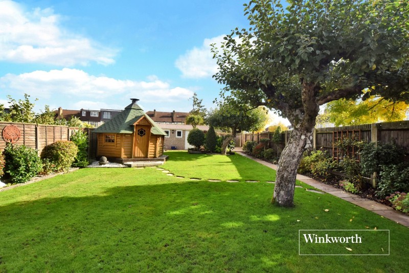 Elmstead Gardens, Worcester Park, Surrey, KT4