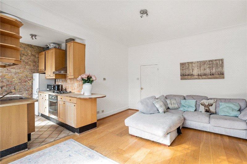 Drakefield Road, London, SW17