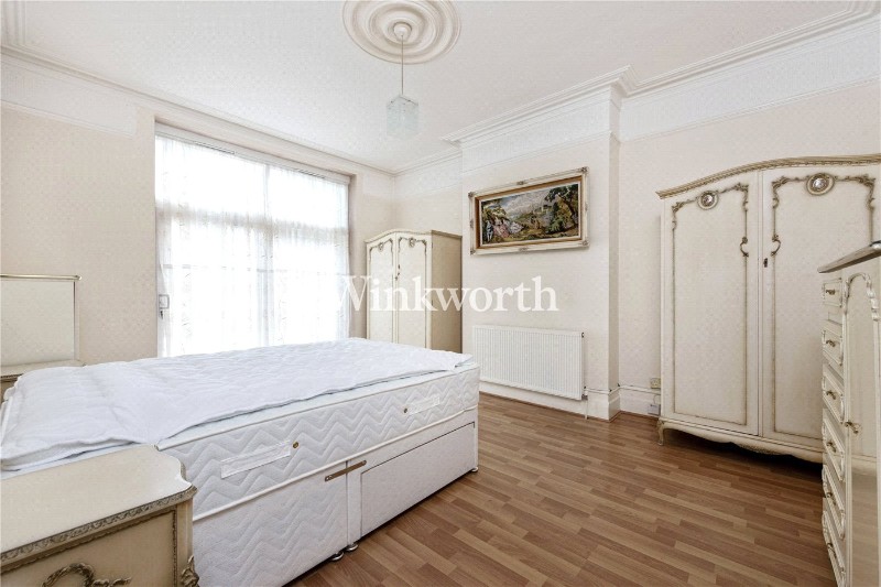 Spencer Avenue, London, N13