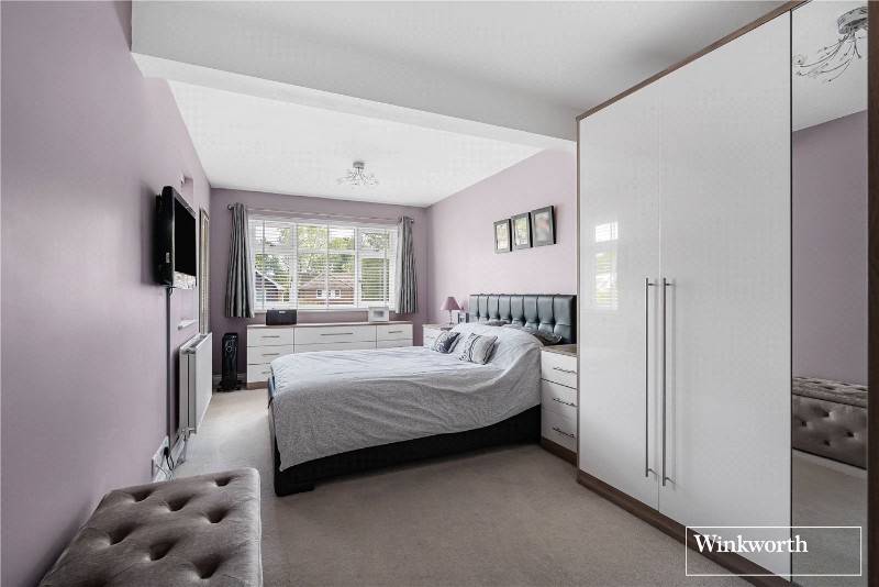 Oak Tree Close, Virginia Water, Surrey, GU25