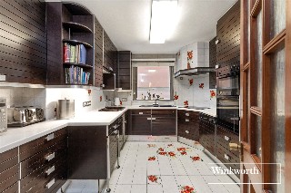 Hendon Lane, Finchley, London, N3
