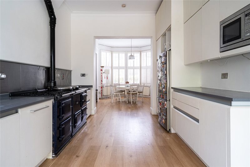 Hollingbourne Road, London, SE24