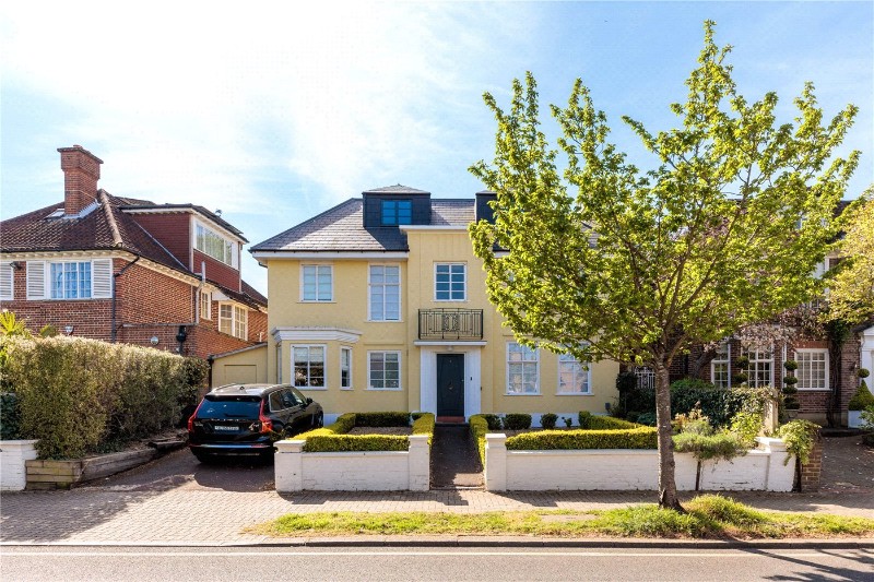 Granard Avenue, London, SW15