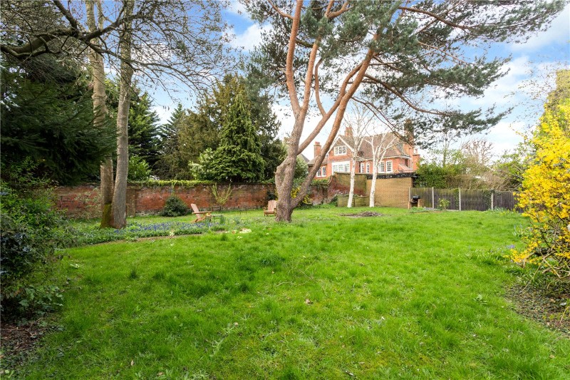 Castlebar Hill, London, UK, W5
