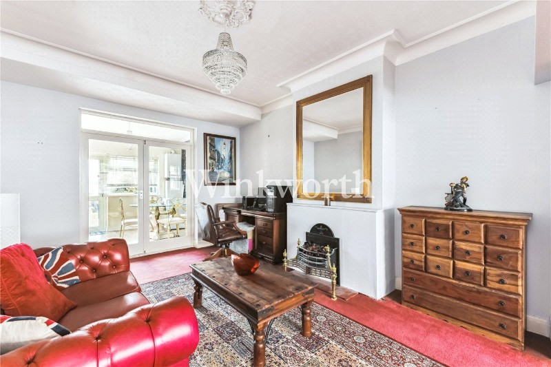 Dorchester Avenue, London, N13
