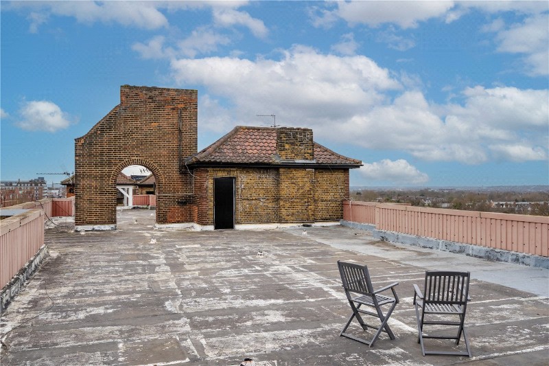 Telford Court, Streatham Hill, London, SW2