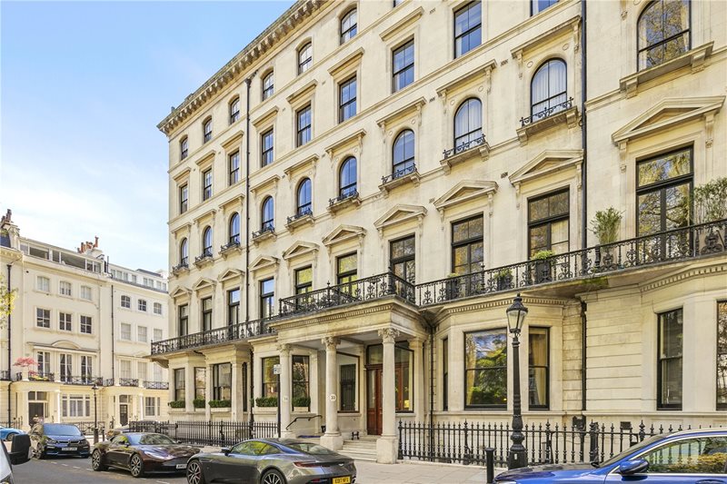 Ennismore Gardens, London, SW7