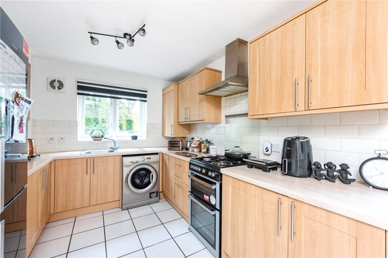 Buxhall Crescent, London, E9
