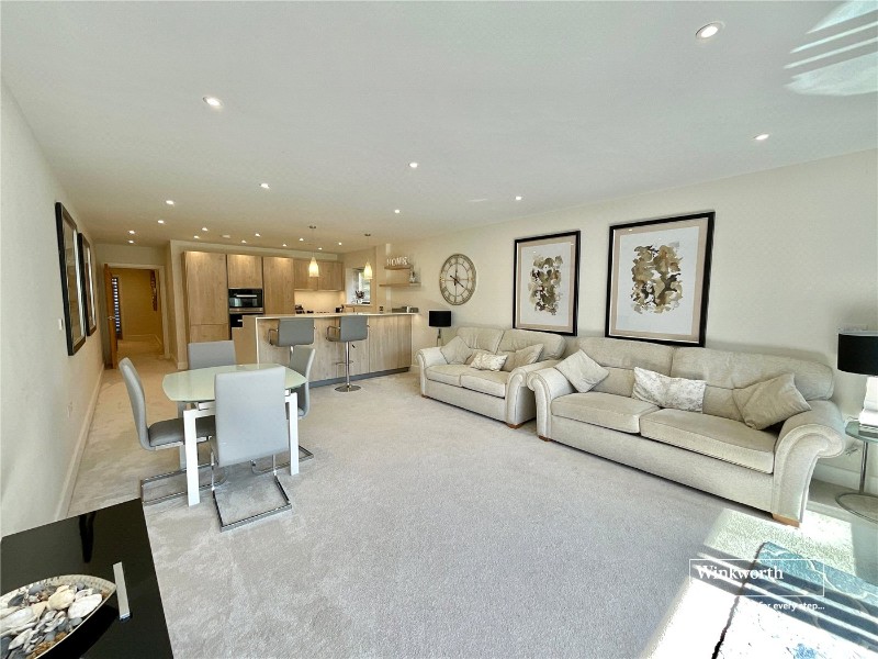 Needles Watch, 6 Wharncliffe Gardens, Highcliffe-On-Sea, Dorset, BH23