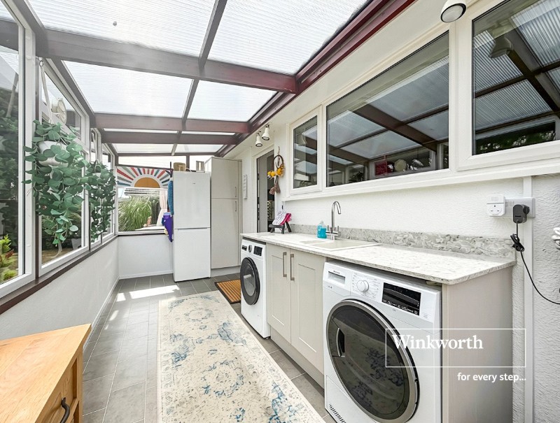 Ellesfield Drive, West Parley, Ferndown, Dorset, BH22