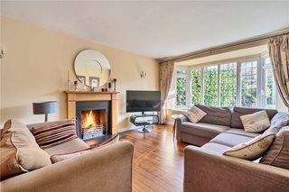 Broomleaf Road, Farnham, Surrey, GU9