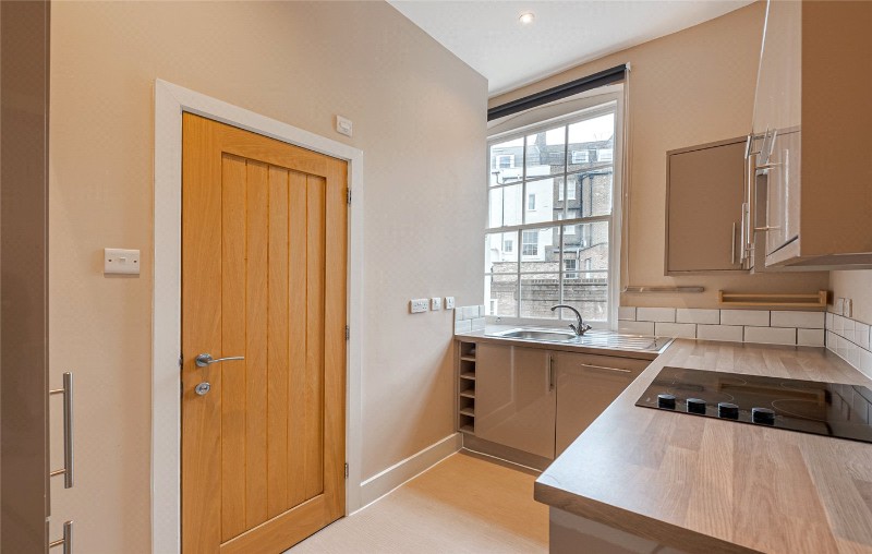 West Warwick Place, London, SW1V