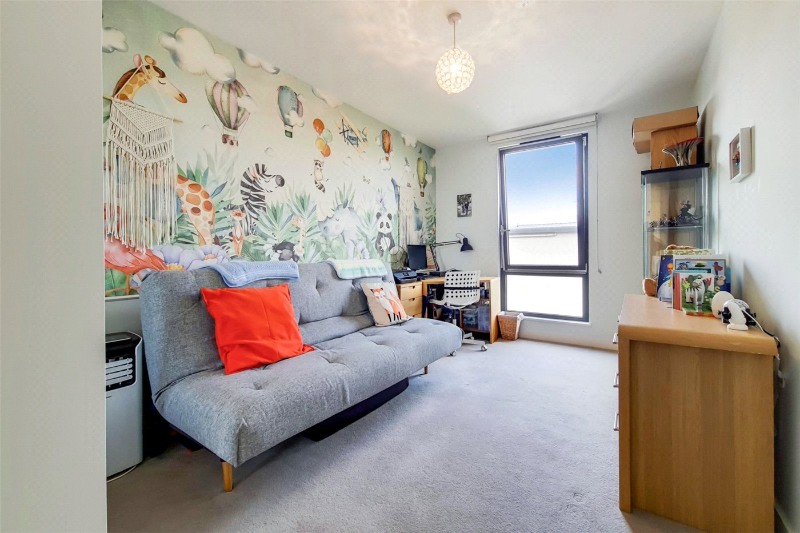 24 Palmers Road, London, E2