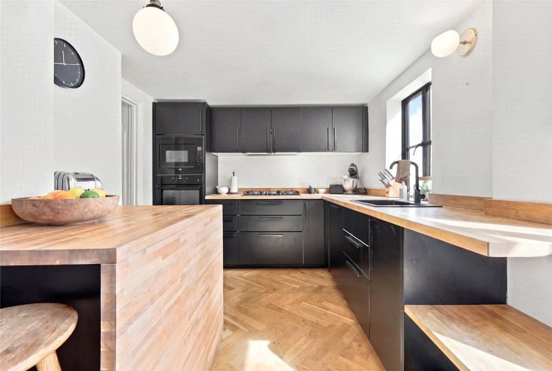 Albion Road, London, N16