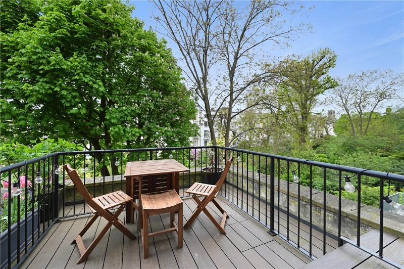 Arundel Gardens, London, W11