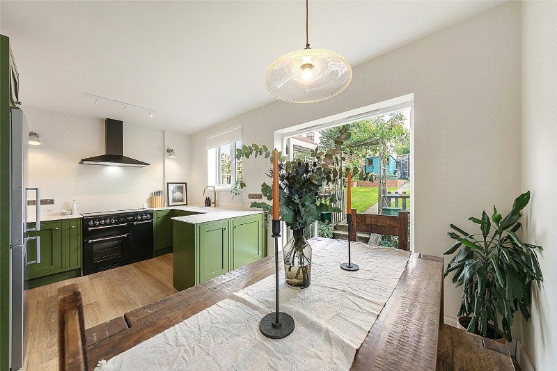 Gibbs Avenue, London, SE19